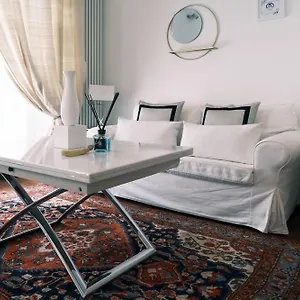 Comecasa Flowery Terraced Apartamento Milán